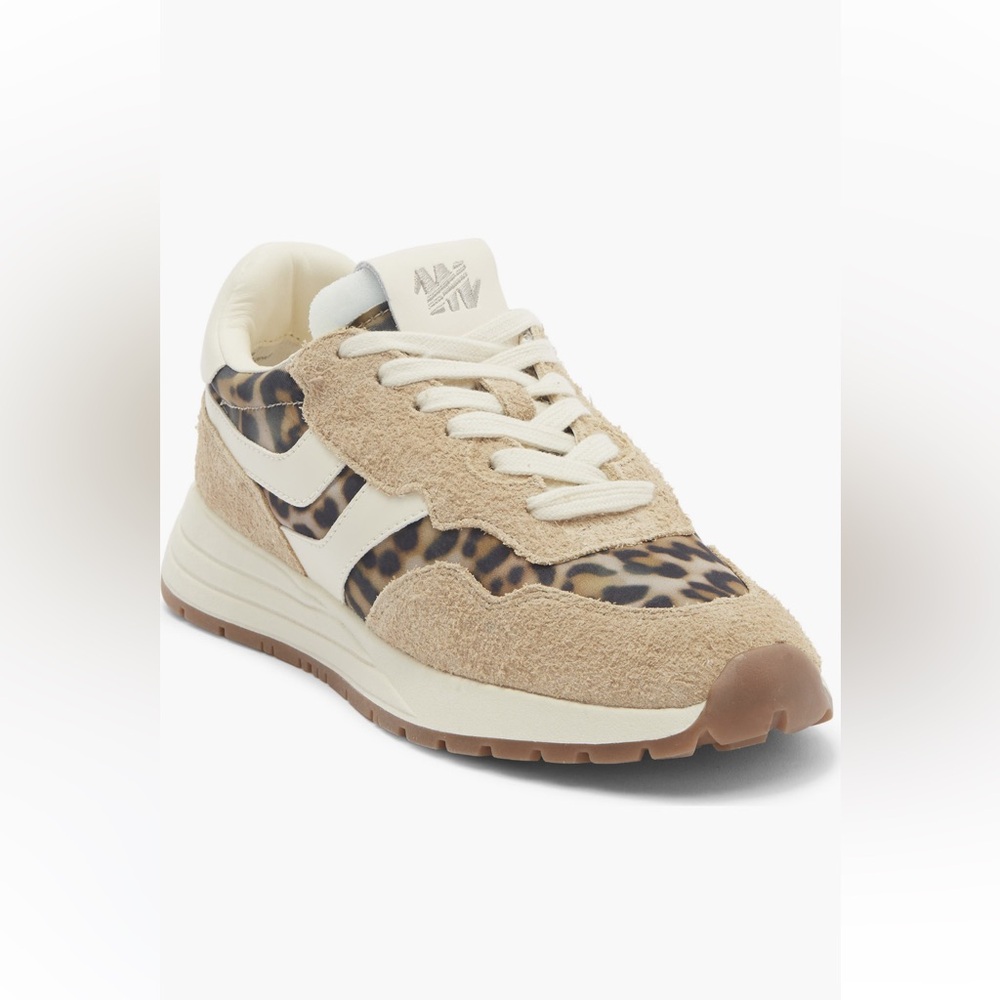 Steve Madden Women's Tan and Cream Leopard Sneakers